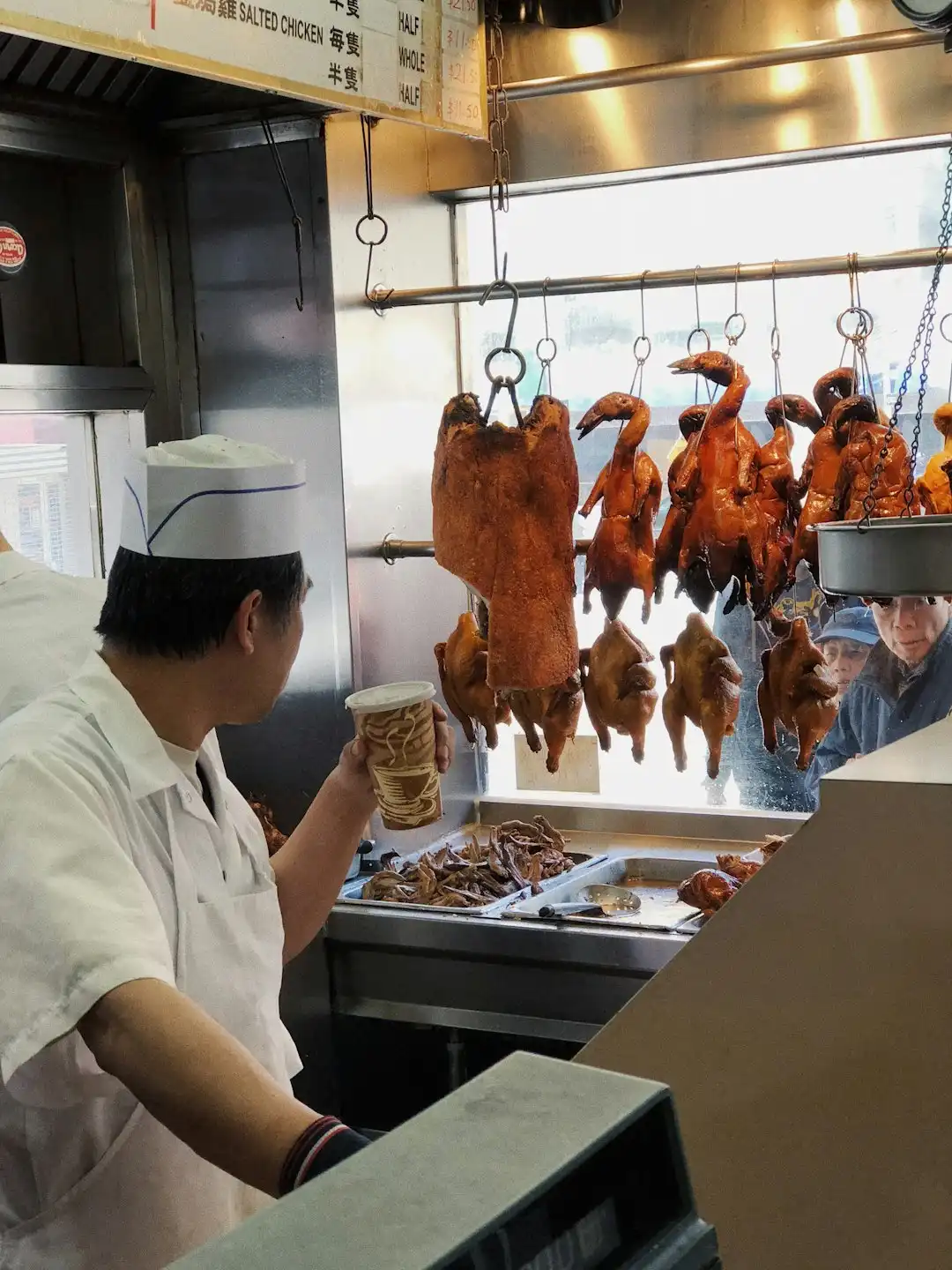 互动装置如何赋能展览展示：数字艺术与娱乐设备的融合实践
